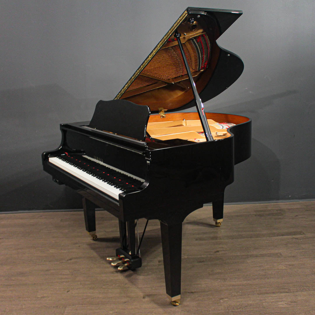 Yamaha GB1K – Piano à queue compact Yamaha